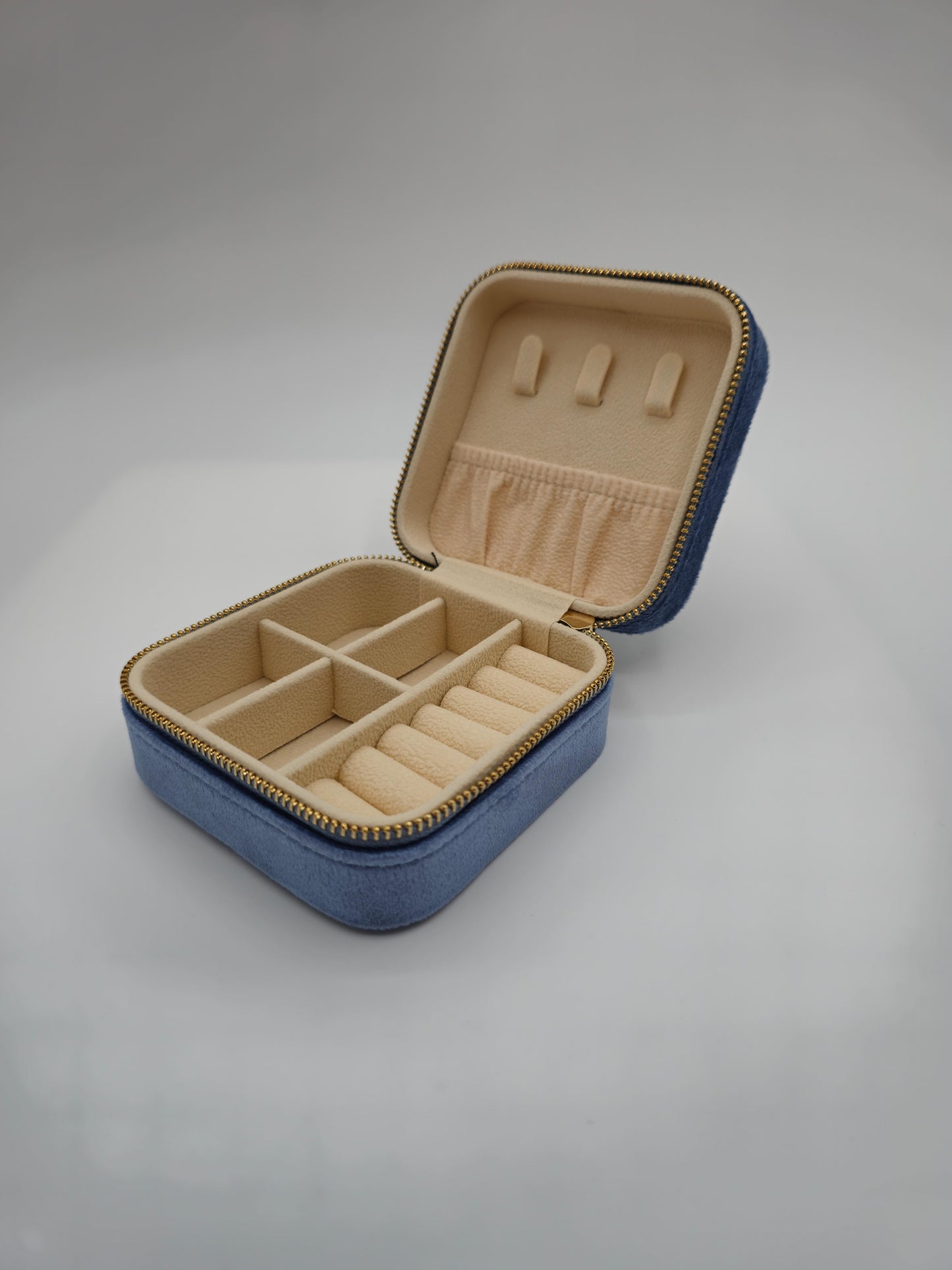 Travel Jewelry Organizer – Portable Jewelry Box with Zipper for Rings, Earrings & Necklaces