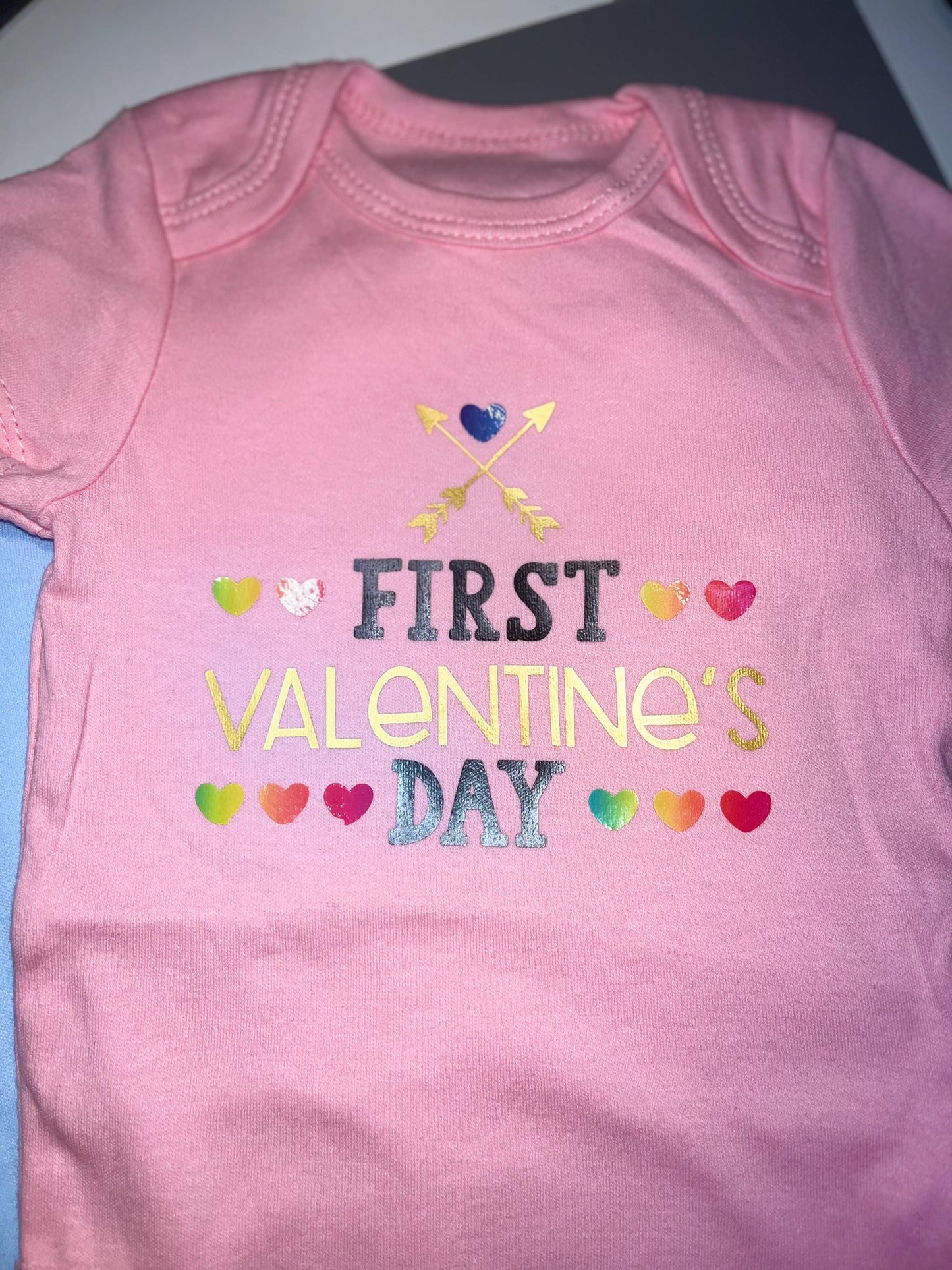 Baby bodysuit 0-12 months, 100% cotton, My first Valentine’s Day, Blue and Pink Kids bodysuit, Baby Gift, Newborn Outfit, Newborn Gift