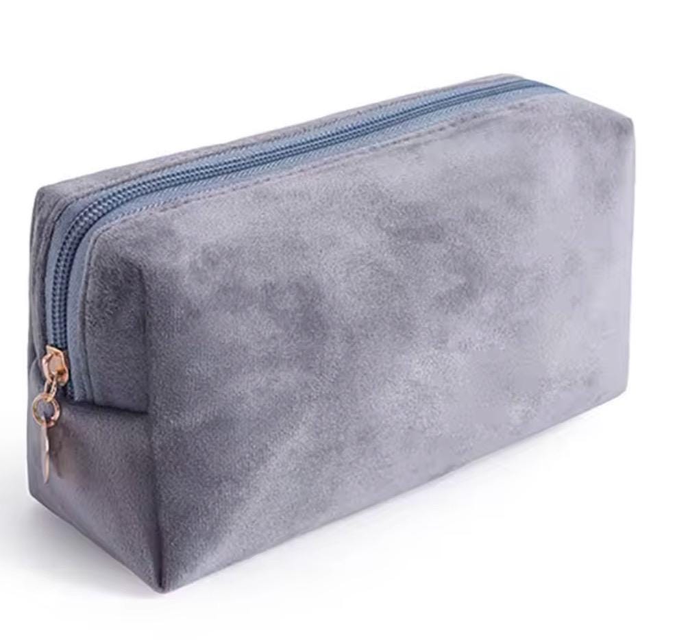 Perfect Holiday Gift Personalized Travel Cosmetic Bag, Makeup Bag, Personalized Clutch, Custom Bridesmaid Proposal, Bridesmaids, Bride, Moms