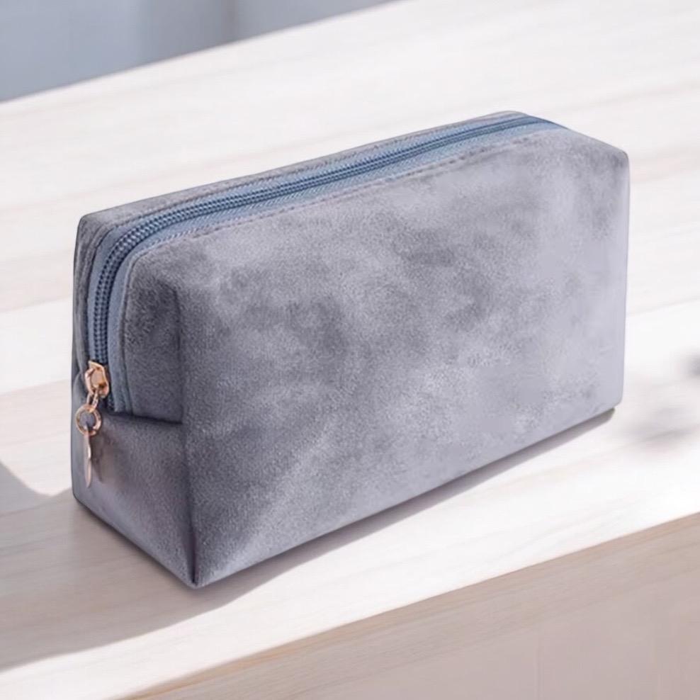 Perfect Holiday Gift Personalized Travel Cosmetic Bag, Makeup Bag, Personalized Clutch, Custom Bridesmaid Proposal, Bridesmaids, Bride, Moms